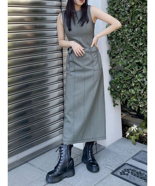 MURUA(ムルーア)の「ハーフジップタイトワンピース(ワンピース・レディース・ブラック/カーキ/インディゴブルー・1/2)」の3枚目の写真