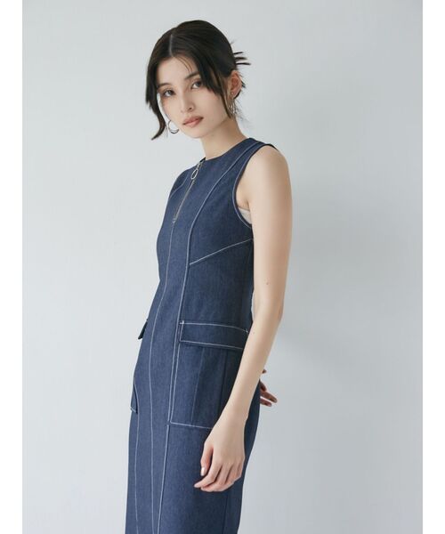 MURUA(ムルーア)の「ハーフジップタイトワンピース(ワンピース・レディース・ブラック/カーキ/インディゴブルー・1/2)」の7枚目の写真