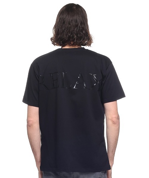 1piu1uguale3 RELAX（ウノピュウノウグァーレトレリラックス）の「【当店独占販売】 1PIU1UGUALE3 RELAX  BIGロゴ 半袖 Tシャツ（Tシャツ/カットソー・メンズ・ブラック・M/L/XL/2XL/S）」の5枚目の写真