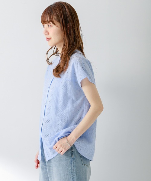 URBAN RESEARCH Sonny Label（アーバンリサーチサニーレーベル）の「バンドカラーコットンレースシャツ（シャツ/ブラウス・レディース・ピンク/ブルー系その他/ロイヤルブルー/オフホワイト/ブラック・FREE）」の20枚目の写真
