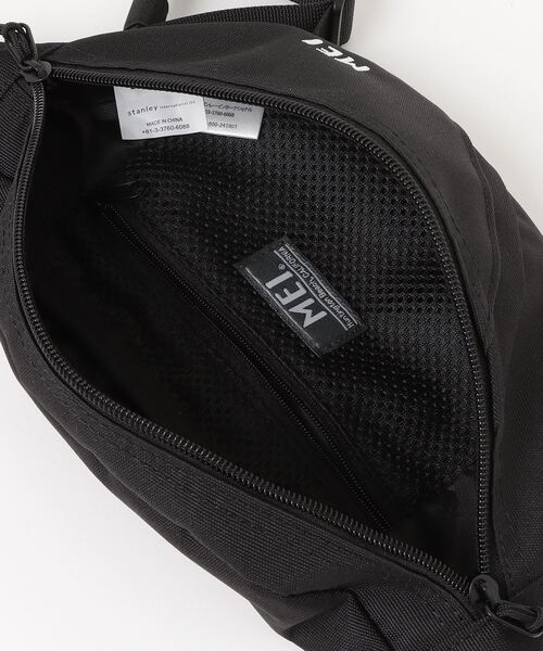 MEI(メイ)の「【 MEI / メイ 】 ミニ ボディバッグ ウエストポーチ ショルダー BOTTOMLINE S(ボディバッグ/ウエストポーチ・メンズ・ネイビー/ブラック/グレー/ホワイト・FREE)」の7枚目の写真