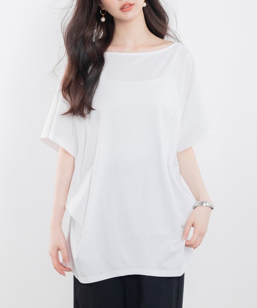 SAISON DE PAPILLON(セゾンドパピヨン)の「ボートネックカットソーTシャツ(Tシャツ/カットソー・レディース・ホワイト/ベージュ/ブラック・フリー)」の2枚目の写真