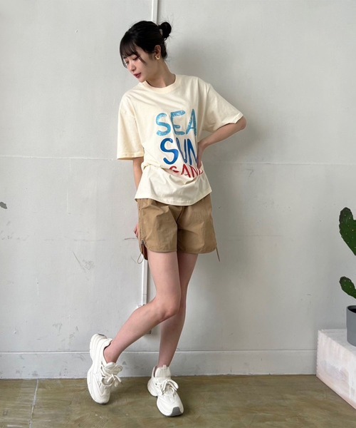 Jewelobe(ジュエローブ)の「ビッグカラーロゴオーバーサイズTシャツ(Tシャツ/カットソー・レディース・ブラック/イエロー/ピンク・FREE)」の19枚目の写真