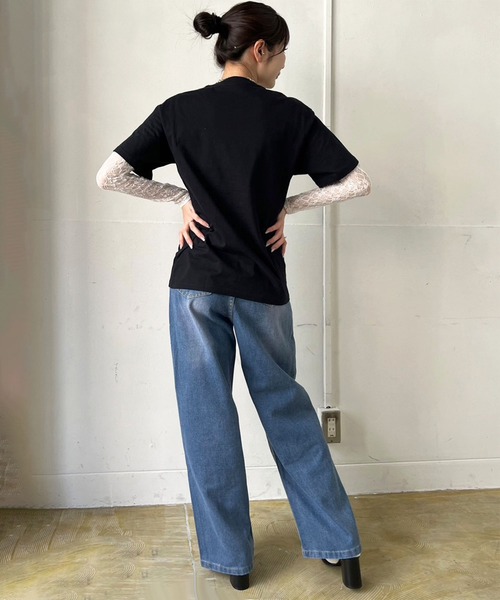 Jewelobe(ジュエローブ)の「ビッグカラーロゴオーバーサイズTシャツ(Tシャツ/カットソー・レディース・ブラック/イエロー/ピンク・FREE)」の10枚目の写真