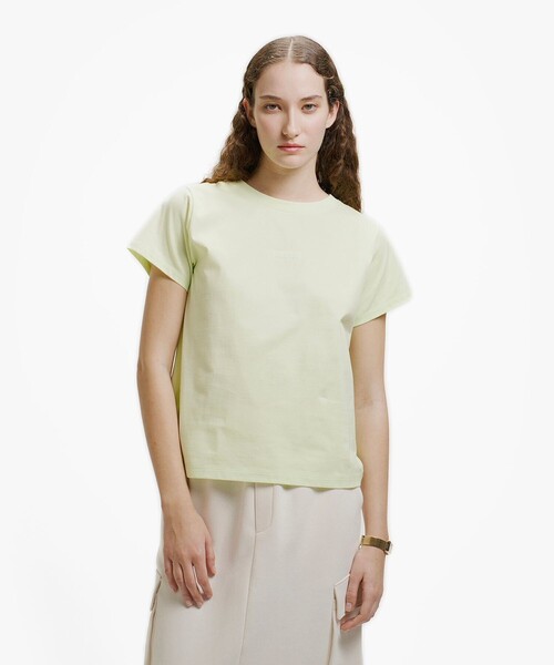 LACOSTE(ラコステ)の「コンパクトブランドネームロゴ半袖Tシャツ(Tシャツ/カットソー・レディース・ブラック/グリーン/ホワイト/ネイビー/ライトピンク/パープル/ライトグリーン・38/40/36/34)」の4枚目の写真