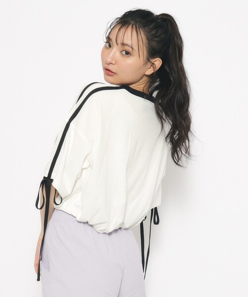 PINK-latte（ピンクラテ）の「◆【スクールコーデ】袖ラインリボンTシャツ（Tシャツ/カットソー・キッズ・ピンク系/オフホワイト/ブラック・14/15 /16）」の5枚目の写真