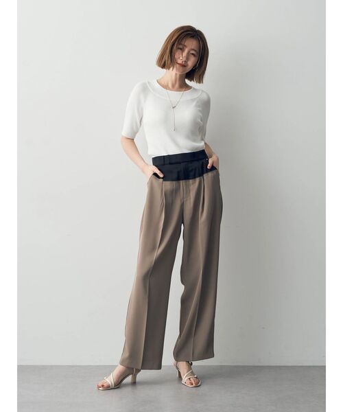 YECCA VECCA（イェッカヴェッカ）の「サテン切替ストレートパンツ（その他パンツ・レディース・ブラック/ライトベージュ/ダークベージュ・S/M）」の5枚目の写真