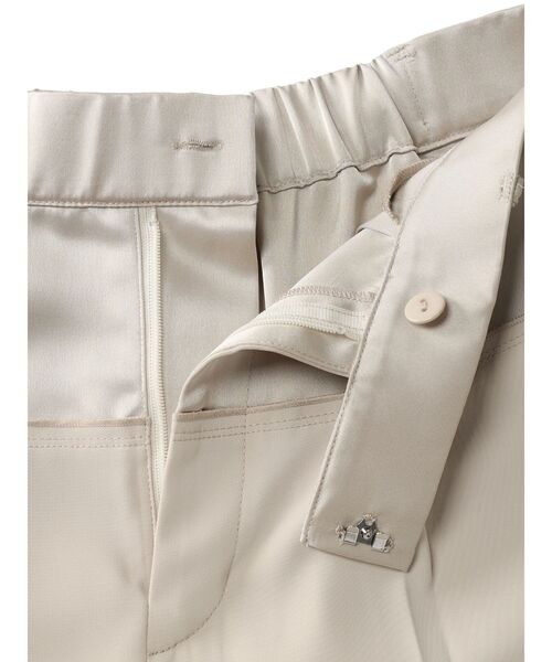 YECCA VECCA（イェッカヴェッカ）の「サテン切替ストレートパンツ（その他パンツ・レディース・ブラック/ライトベージュ/ダークベージュ・S/M）」の20枚目の写真