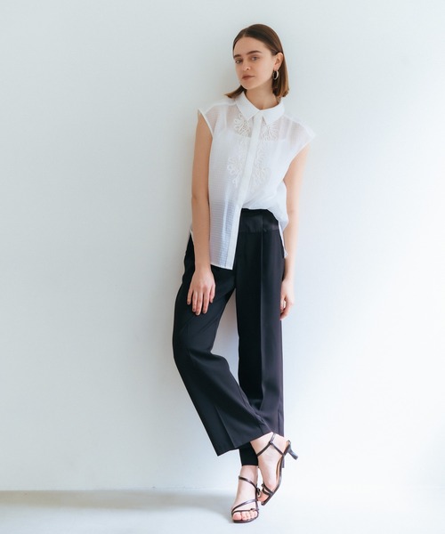 YECCA VECCA（イェッカヴェッカ）の「サテン切替ストレートパンツ（その他パンツ・レディース・ブラック/ライトベージュ/ダークベージュ・S/M）」の2枚目の写真