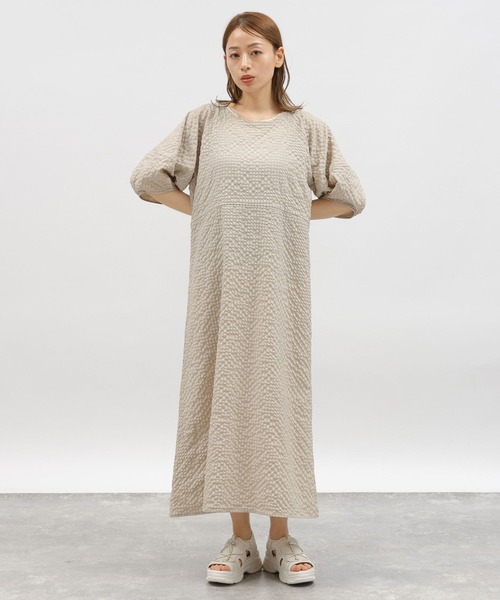 LAKOLE（ラコレ）の「ランタンスリーブチェックワンピース / 115649（ワンピース・レディース・グリーン/ブラック/ライトベージュ・SMALL/MEDIUM）」の3枚目の写真