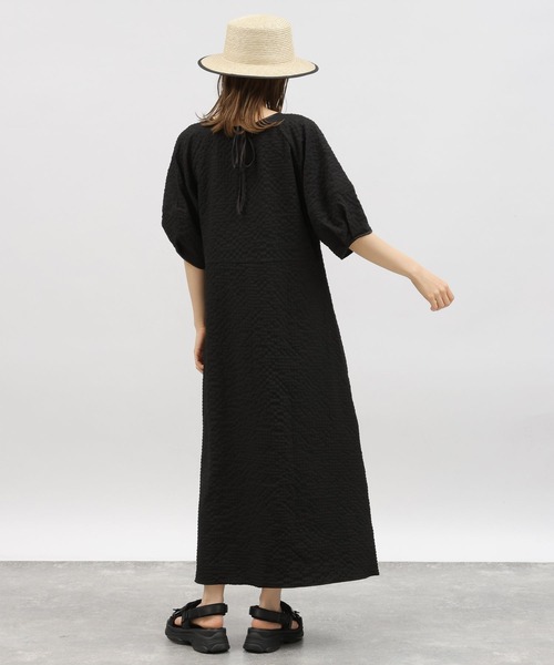 LAKOLE（ラコレ）の「ランタンスリーブチェックワンピース / 115649（ワンピース・レディース・グリーン/ブラック/ライトベージュ・SMALL/MEDIUM）」の15枚目の写真