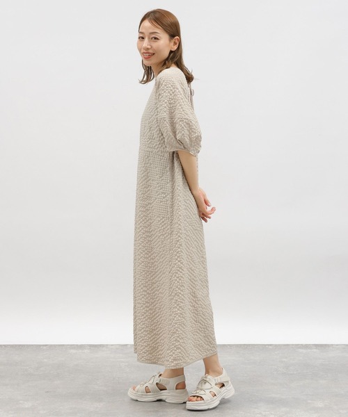 LAKOLE（ラコレ）の「ランタンスリーブチェックワンピース / 115649（ワンピース・レディース・グリーン/ブラック/ライトベージュ・SMALL/MEDIUM）」の16枚目の写真