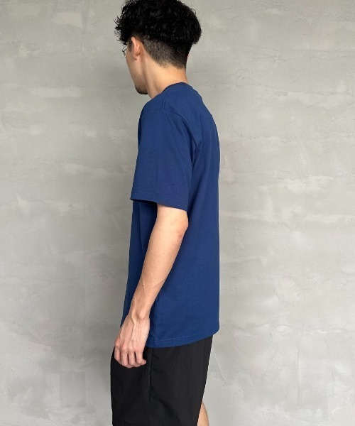 Carhartt WIP（カーハートダブリューアイピー）の「[carhartt WIP/カーハートダブリューアイピー] UNIVERSITY ワンポイントロゴ ショートスリーブTシャツ（Tシャツ/カットソー・レディース・ホワイト/グリーン/ブルー/ブラック・M/L/XL）」の6枚目の写真