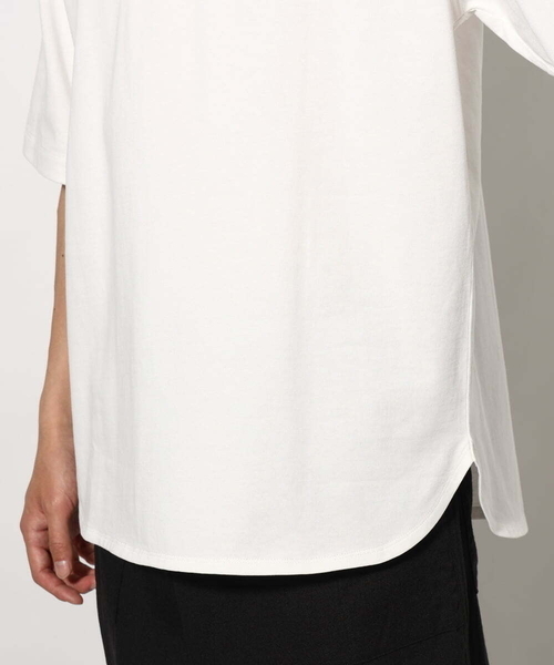a.v.v(アーヴェヴェ)の「【接触冷感】PARISフォト バックプリントロングシルエットTシャツ(Tシャツ/カットソー・メンズ・ホワイト・44/46/48/50)」の12枚目の写真