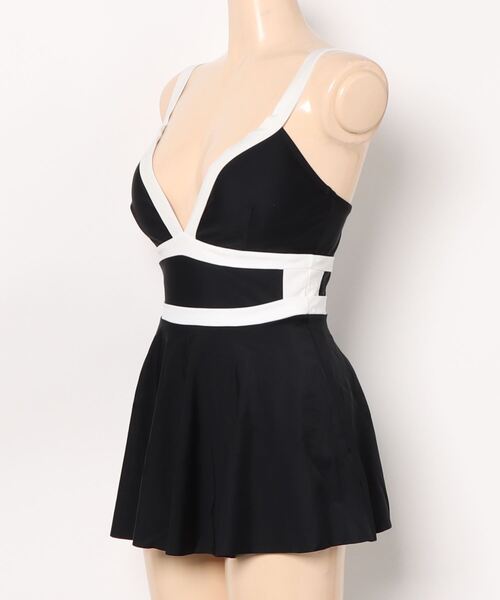 LAVIA（ラヴィア）の「2wayワンピーススカートビキニ（水着・レディース・ブラック・M/L）」の17枚目の写真