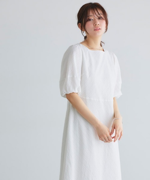 Pierrot(ピエロ)の「ストライプスクエアネックワンピース(ワンピース・レディース・ブラック/オフホワイト・PM/M/L)」の11枚目の写真