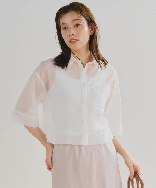 Droite lautreamont(ドロワットロートレアモン)の「【カタログ掲載】ロンドオーガンザクロップドシャツ≪洗濯機で洗える≫(シャツ/ブラウス・レディース・オフホワイト/チャコールグレー/ピンク・M)」の6枚目の写真