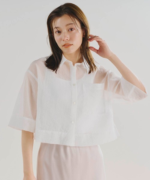 Droite lautreamont(ドロワットロートレアモン)の「【カタログ掲載】ロンドオーガンザクロップドシャツ≪洗濯機で洗える≫(シャツ/ブラウス・レディース・オフホワイト/チャコールグレー/ピンク・M)」の8枚目の写真