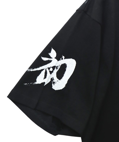 PANDIESTA（パンディエスタ）の「EVANGELION×錦 / ヱヴァンゲリヲン×ニシキ　墨絵風月と初号機Tシャツ(M2)（Tシャツ/カットソー・メンズ・ホワイト/ブラック・L/XL/XXL/M）」の3枚目の写真