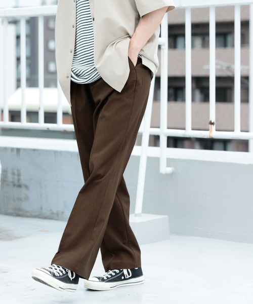 ITEMS URBANRESEARCH（アイテムズ アーバンリサーチ）の「『セットアップ対応』ヨウリュウ 1-tuck テーパード パンツ（その他パンツ・メンズ・ブラック/ネイビー/ブラウン・MEDIUM/LARGE）」の20枚目の写真