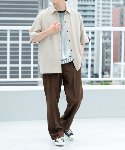 ITEMS URBANRESEARCH（アイテムズ アーバンリサーチ）の「『セットアップ対応』ヨウリュウ 1-tuck テーパード パンツ（その他パンツ・メンズ・ブラック/ネイビー/ブラウン・MEDIUM/LARGE）」の21枚目の写真