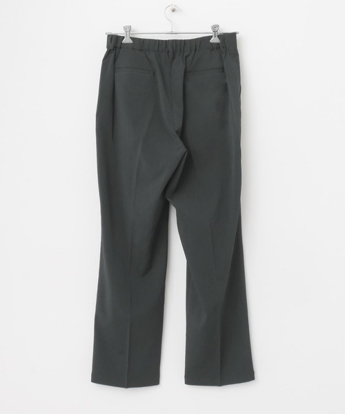 ITEMS URBANRESEARCH（アイテムズ アーバンリサーチ）の「『セットアップ対応』ヨウリュウ 1-tuck テーパード パンツ（その他パンツ・メンズ・ブラック/ネイビー/ブラウン・MEDIUM/LARGE）」の10枚目の写真