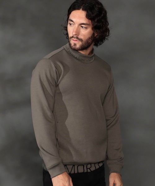 HIDEAWAYS NICOLE（ハイダウェイニコル）の「ロゴダンボールモックネックプルオーバー（Tシャツ/カットソー・メンズ・オフホワイト/カーキ/グレイッシュベージュ/ブラック・X-LARGE/LARGE/MEDIUM）」の4枚目の写真