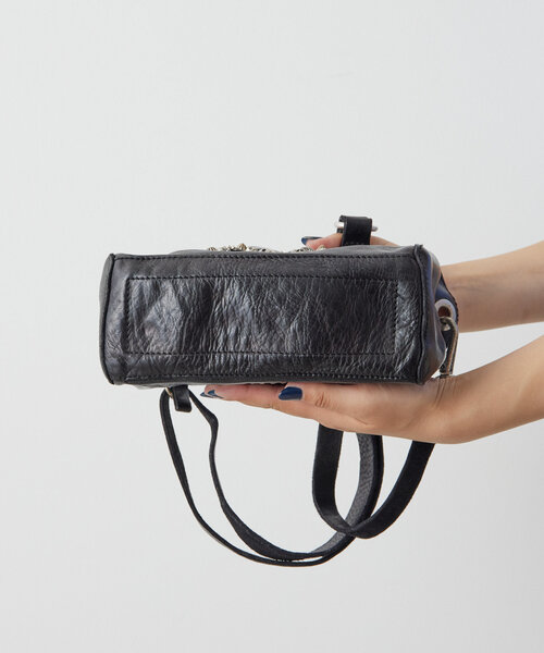 ear PAPILLONNER(イアパピヨネ)の「【CAMPO MAGGI(カンポマッジ)】ear別注/ボックスショルダーバッグ(ショルダーバッグ・レディース・ブラック・FREE)」の17枚目の写真