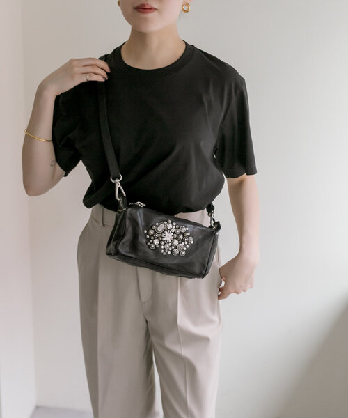 ear PAPILLONNER(イアパピヨネ)の「【CAMPO MAGGI(カンポマッジ)】ear別注/ボックスショルダーバッグ(ショルダーバッグ・レディース・ブラック・FREE)」の9枚目の写真