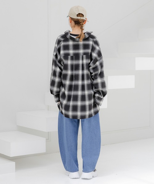 てぃーさん専用 セール】カーブデニムパンツ / 134482（デニムパンツ）｜LAKOLE