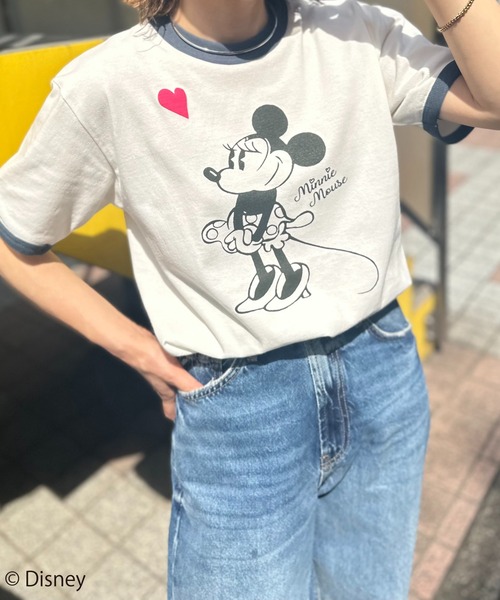 Disney(ディズニー)の「【Disney】別注 Mickey 発泡ハート/ミニーマウス リンガーTシャツ(Tシャツ/カットソー・レディース・ネイビー/スミクロ/グリーン・MEDIUM)」の4枚目の写真