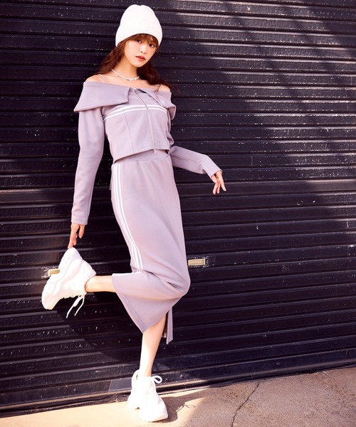 【セール】エンブレムロゴ刺繍配色ラインダブルZIPトップス（Tシャツ/カットソー）｜ROYAL PARTY（ロイヤルパーティー）