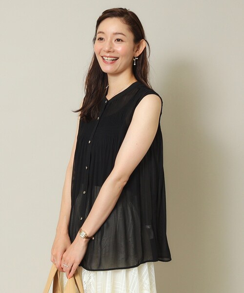 ITS'DEMO(イッツデモ)の「◆【通勤/前開き/手洗い可】プリーツシアーブラウス(シャツ/ブラウス・レディース・ブラック/オリーブ/ダークブラウン・00)」の4枚目の写真