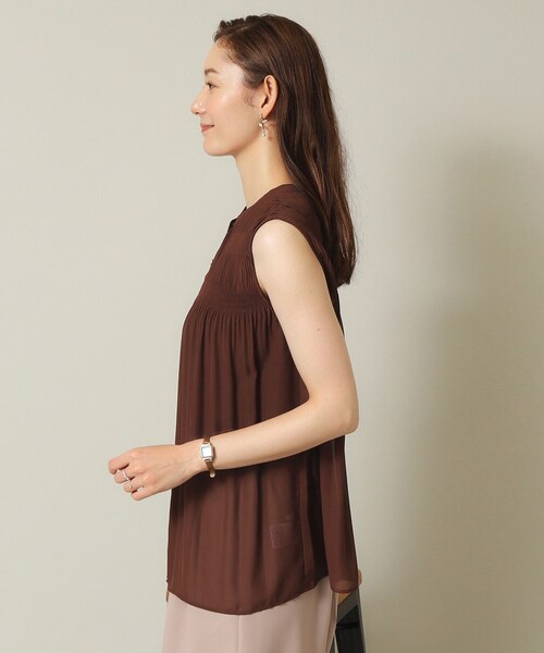 ITS'DEMO(イッツデモ)の「◆【通勤/前開き/手洗い可】プリーツシアーブラウス(シャツ/ブラウス・レディース・ブラック/オリーブ/ダークブラウン・00)」の17枚目の写真