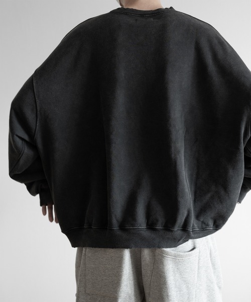 RUUBON（ルーボン）の「【RUUBON】vintage damage pigment sweat / ヴィンテージダメージピグメントスウェット（スウェット・メンズ・ライトグレー/ダークグレー・S/M/L）」の12枚目の写真