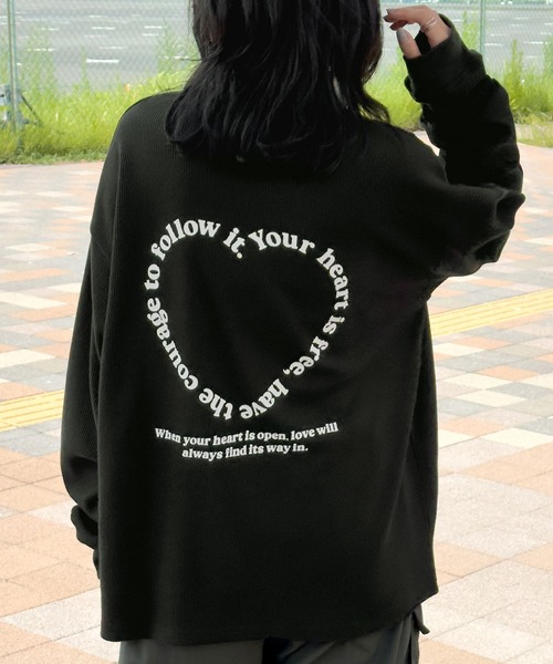 MONO-MART(モノマート)の「グラフィックリンガー/ラグランワッフルロンT(Tシャツ/カットソー・レディース・スミクロ/オートミール/ワイン/アイボリー/ブラック・FREE)」の2枚目の写真