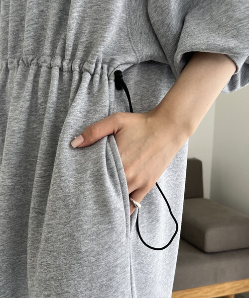 GOOD ROCK SPEED（グッドロックスピード）の「〈GOOD ROCK SPEED〉NYCドロストワンピース（ワンピース・レディース・ブラック/グレー・FREE）」の15枚目の写真