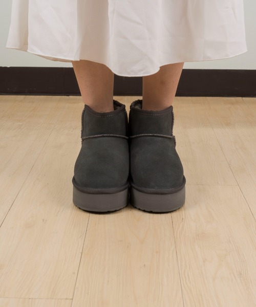 EMU Australia（エミューオーストラリア）の「【EMU（エミュ）】ムートンブーツ　ショート丈 ミニ丈 ショートブーツ　厚底（ブーツ・レディース・ブラック/ブラウン/チャコールグレー/ライトブラウン・5/6/7/8）」の13枚目の写真