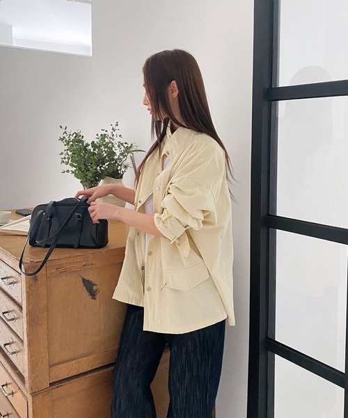 by muni:r（バイ ムニール）の「デイリーマウンテンパーカー/2024 AW COLLECTION（マウンテンパーカー・レディース・クリーム/チャコール・FREE）」の18枚目の写真