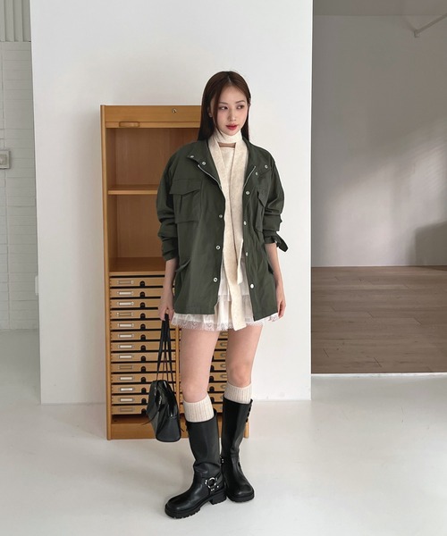 by muni:r（バイ ムニール）の「デイリーマウンテンパーカー/2024 AW COLLECTION（マウンテンパーカー・レディース・クリーム/チャコール・FREE）」の3枚目の写真