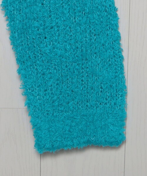 H BEAUTY&YOUTH UNITED ARROWS(エイチビューティーアンドユースユナイテッドアローズ)の「<H>フェザーヤーン ニットプルオーバー(ニット/セーター・レディース・ブラック/ターコイズブルー・FREE)」の11枚目の写真