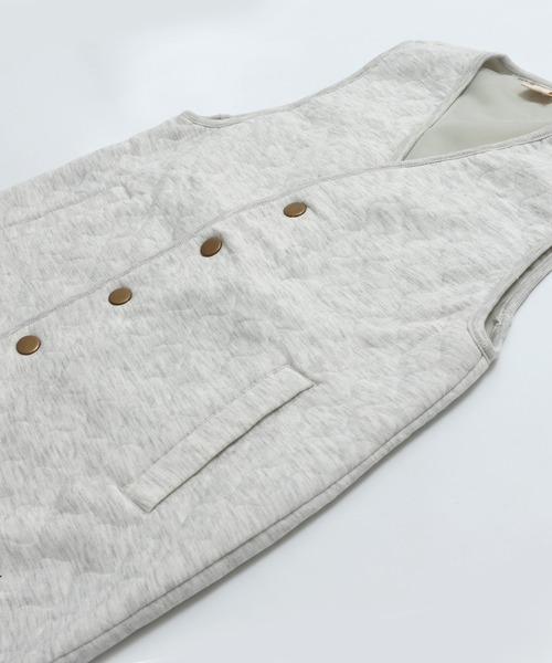 JAM & LINK（ジャムアンドリンク）の「ニットキルト ロングベスト（ベスト・キッズ・ブラック/カーキ/オートミール・140cm/160cm）」の14枚目の写真