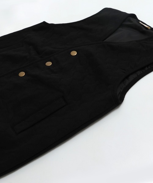 JAM & LINK（ジャムアンドリンク）の「ニットキルト ロングベスト（ベスト・キッズ・ブラック/カーキ/オートミール・140cm/160cm）」の15枚目の写真