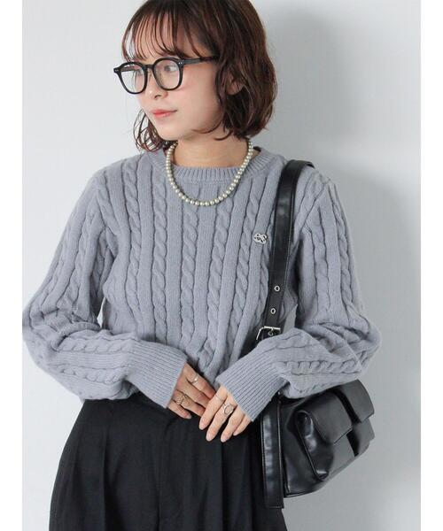 ehka sopo（エヘカソポ）の「プレート付ケーブルニット（ニット/セーター・レディース・キナリ/ピンク/グレー・F）」の3枚目の写真