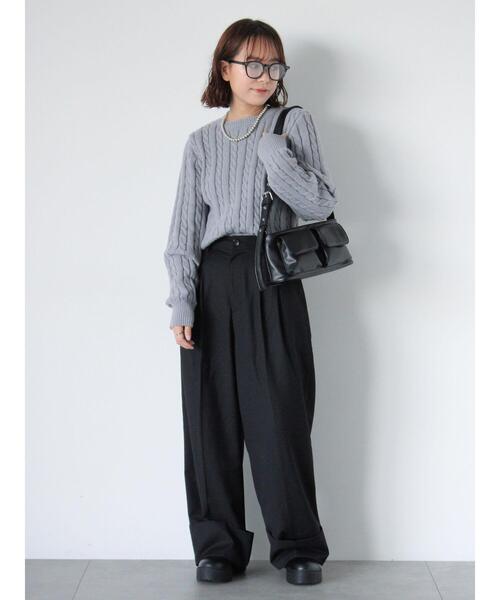 ehka sopo（エヘカソポ）の「プレート付ケーブルニット（ニット/セーター・レディース・キナリ/ピンク/グレー・F）」の4枚目の写真