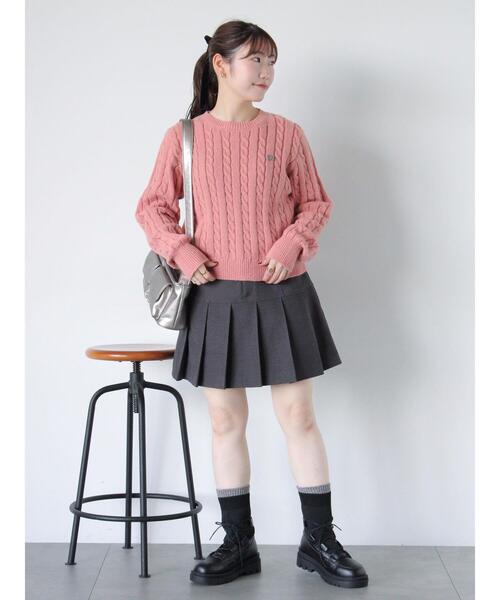 ehka sopo（エヘカソポ）の「プレート付ケーブルニット（ニット/セーター・レディース・キナリ/ピンク/グレー・F）」の18枚目の写真