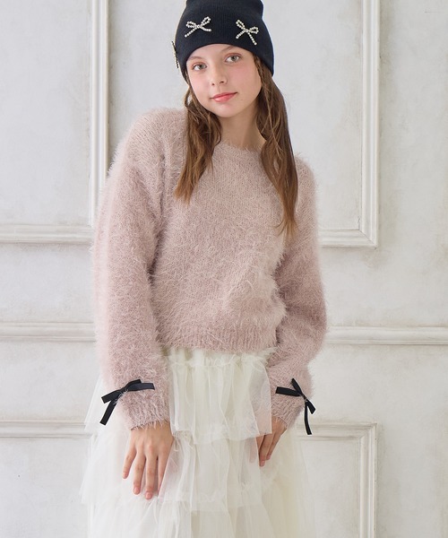 Amourire girl（アムリールガール）の「袖リボンシャギーニットプルオーバー（130㎝～160㎝）（ニット/セーター・キッズ・イエロー/パープル/ベージュ/オフホワイト/ブルー/ブラック/ピンク・160cm/130cm/140cm/150cm）」の3枚目の写真