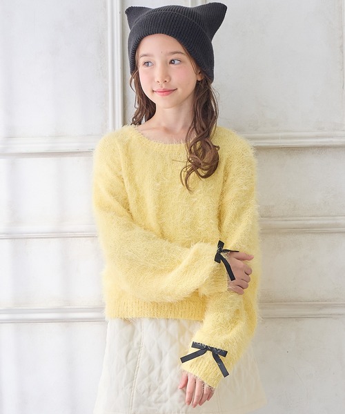 Amourire girl（アムリールガール）の「袖リボンシャギーニットプルオーバー（130㎝～160㎝）（ニット/セーター・キッズ・イエロー/パープル/ベージュ/オフホワイト/ブルー/ブラック/ピンク・160cm/130cm/140cm/150cm）」の6枚目の写真