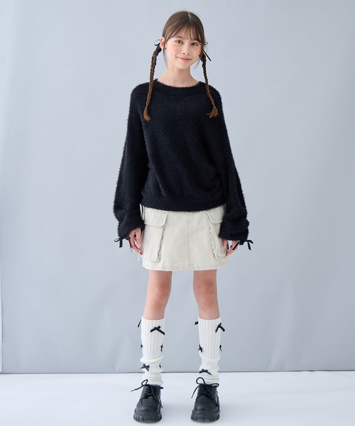 Amourire girl（アムリールガール）の「袖リボンシャギーニットプルオーバー（130㎝～160㎝）（ニット/セーター・キッズ・イエロー/パープル/ベージュ/オフホワイト/ブルー/ブラック/ピンク・160cm/130cm/140cm/150cm）」の19枚目の写真