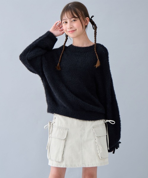 Amourire girl（アムリールガール）の「袖リボンシャギーニットプルオーバー（130㎝～160㎝）（ニット/セーター・キッズ・イエロー/パープル/ベージュ/オフホワイト/ブルー/ブラック/ピンク・160cm/130cm/140cm/150cm）」の8枚目の写真